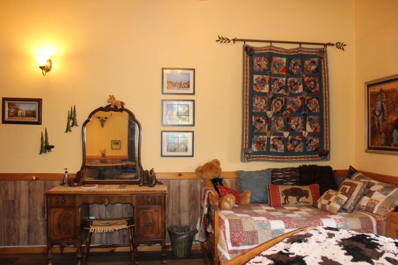 The Old Bear Bnb Pine Mountain Club Екстер'єр фото